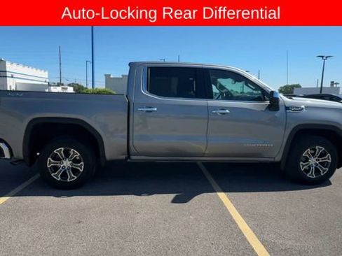 Used 2025 GMC Sierra 1500 SLT AWD/4WD image 9
