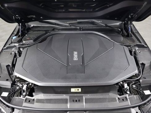 New 2026 BMW i5 eDrive40 image 9