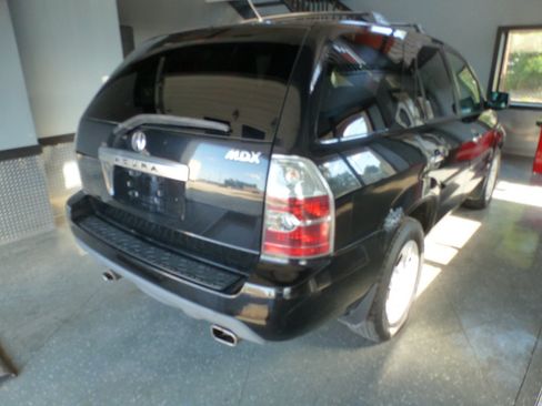 Used 2004 Acura MDX Touring AWD/4WD image 15