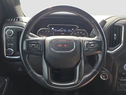 Used 2021 GMC Sierra 1500 AT4 w/ AT4 Premium Package AWD/4WD image 9