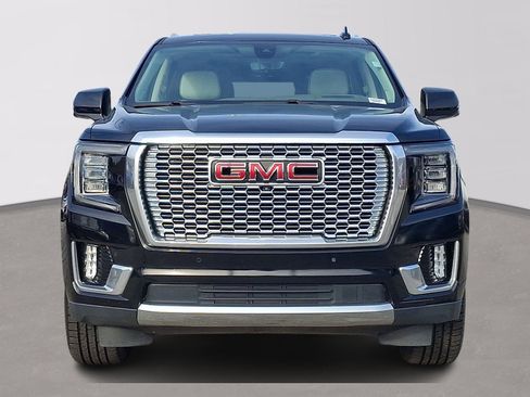Used 2021 GMC Yukon Denali w/ Denali Premium Package image 2
