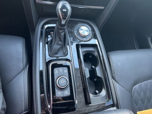 Used 2023 INFINITI QX80 Sensory w/ Cargo Package image 16