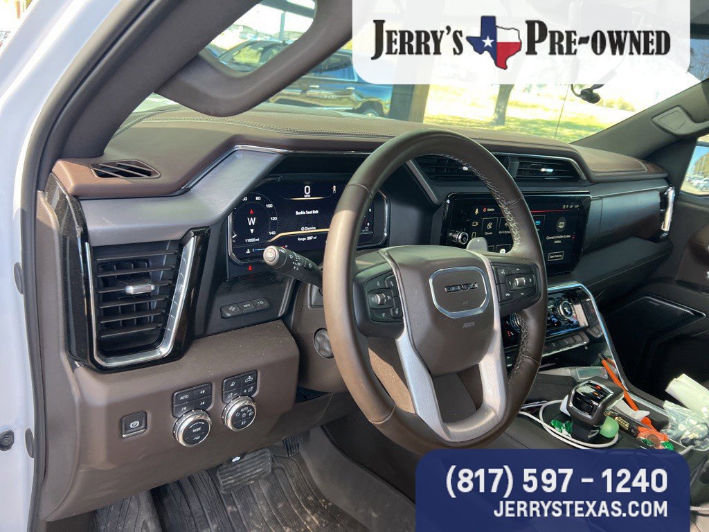 Used 2025 GMC Sierra 1500 Denali w/ Denali Reserve Package AWD/4WD image 8
