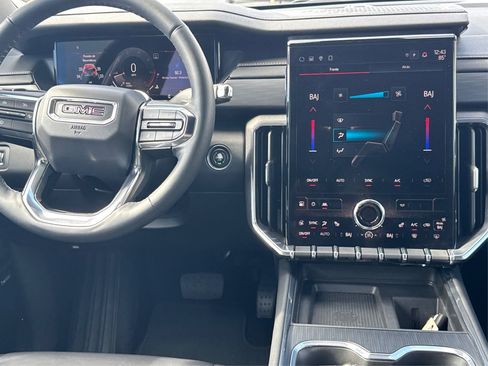 Used 2024 GMC Acadia Elevation w/ Trailering Package image 21