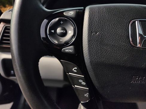 Used 2017 Honda Accord EX-L image 28