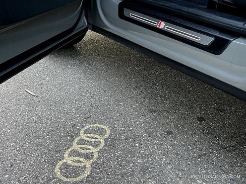 Used 2019 Audi SQ5 Premium Plus w/ Premium Plus Package image 15