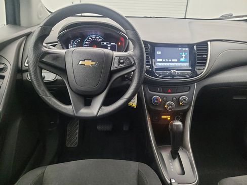 Used 2017 Chevrolet Trax LS image 22