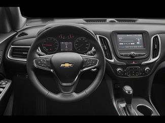 Used 2020 Chevrolet Equinox LT w/ Driver Convenience Package image 1