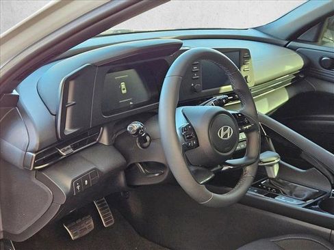 New 2026 Hyundai Elantra SEL Sport FWD image 3