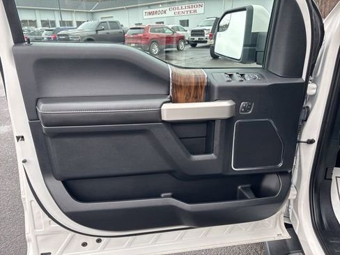 Used 2019 Ford F150 Lariat w/ Trailer Tow Package image 7