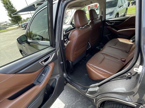 Used 2019 Subaru Forester Touring w/ Popular Package #3 AWD/4WD image 14