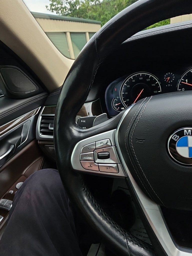 Used 2016 BMW 750i xDrive AWD/4WD image 29