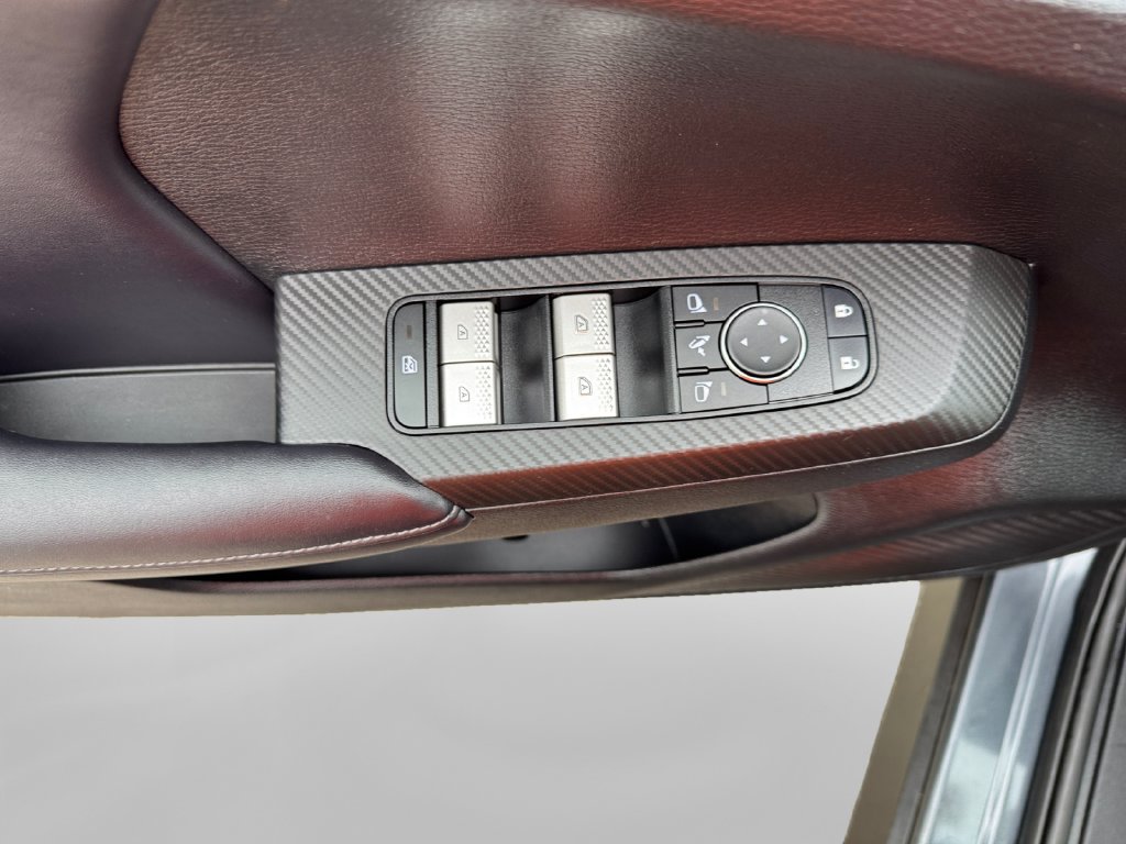 Used 2024 Mitsubishi Outlander SE AWD/4WD image 14