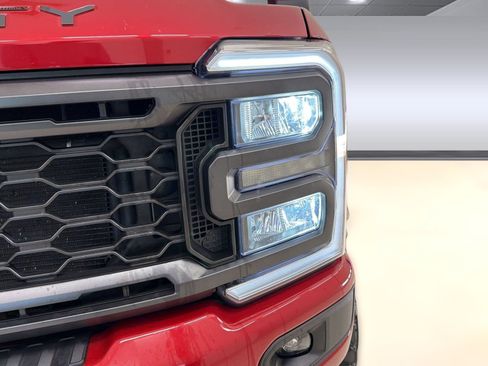 Used 2023 Ford F250 Lariat w/ Sport Appearance Package AWD/4WD image 12