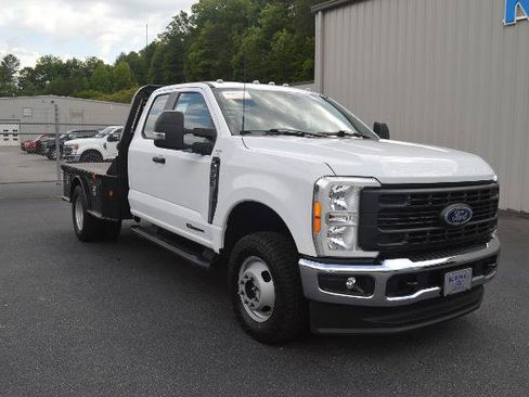 Certified 2023 Ford F350 XL AWD/4WD image 4
