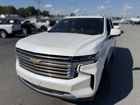Used 2023 Chevrolet Tahoe High Country w/ Advanced Technology Package AWD/4WD image 13