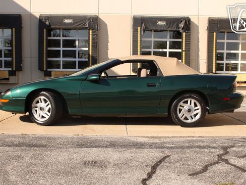 Used 1995 Chevrolet Camaro Z28 image 5