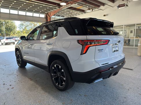 New 2026 Chevrolet Equinox RS w/ LPO, Floor Liner Package image 5