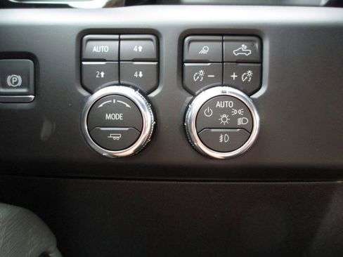 New 2026 GMC Sierra 2500 AT4X w/ AT4X AEV Edition AWD/4WD image 17