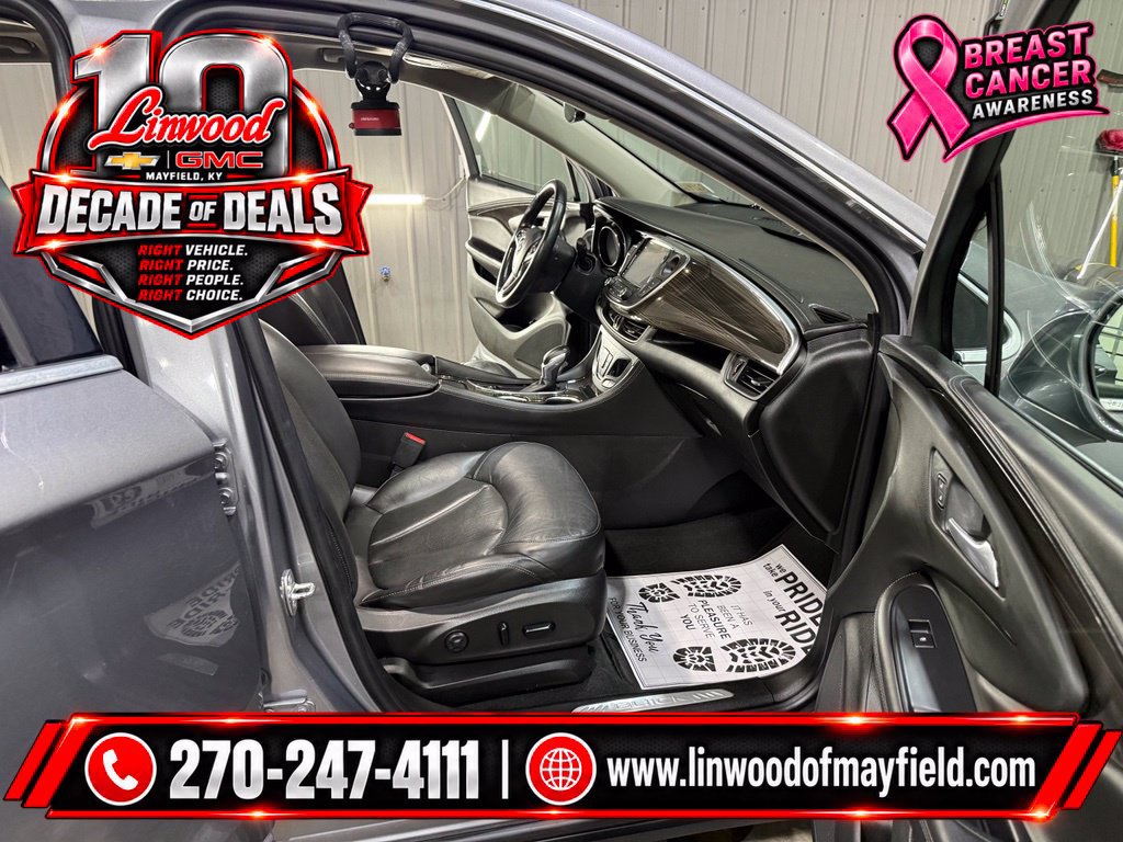 Used 2019 Buick Envision Essence FWD image 26