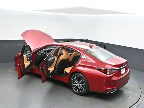 New 2025 Lexus ES 350 w/ Premium Package image 29