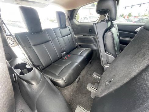 Used 2015 Nissan Pathfinder SL w/ Cargo Package FWD image 14