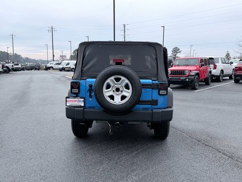 Used 2016 Jeep Wrangler Sport image 8