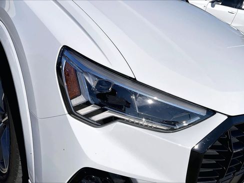 Used 2022 Audi Q3 2.0T Premium Plus image 25