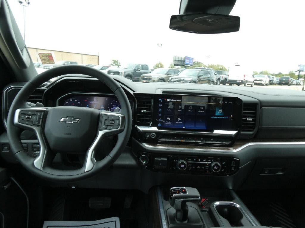 New 2026 Chevrolet Silverado 1500 RST w/ Convenience Package II AWD/4WD image 14