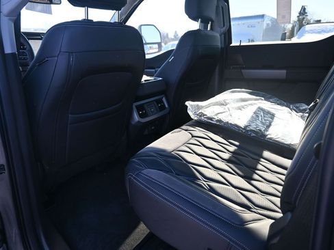 New 2026 Ford F250 Lariat w/ Black Appearance Package image 33