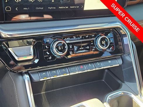 Used 2023 GMC Sierra 1500 Denali Ultimate AWD/4WD image 16