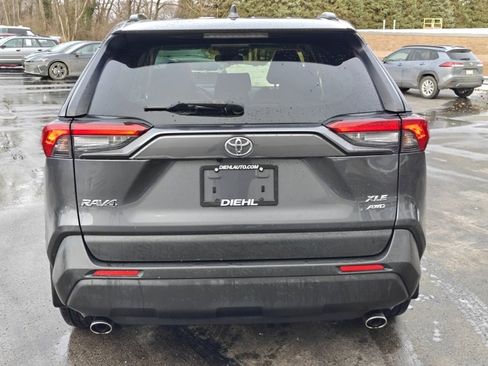 Used 2019 Toyota RAV4 XLE Premium image 7