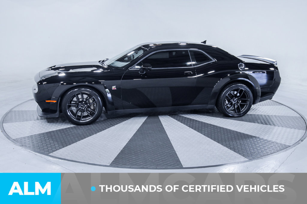 Used 2021 Dodge Challenger R/T Scat Pack RWD image 4