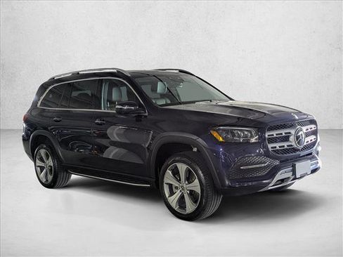 Used 2022 Mercedes-Benz GLS 450 4MATIC image 2
