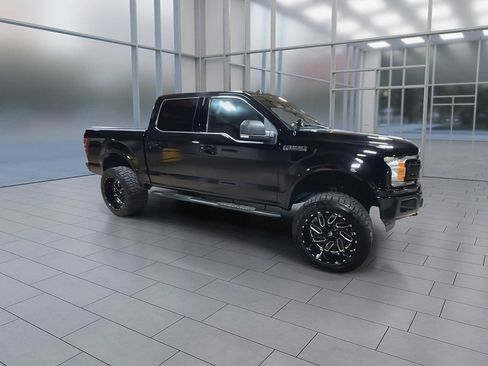 Used 2019 Ford F150 XLT w/ Equipment Group 302A Luxury AWD/4WD image 2