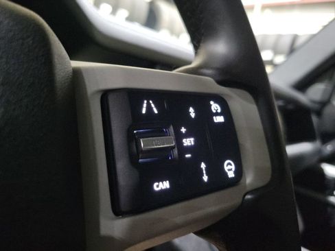 Used 2024 Land Rover Defender 110 S image 16