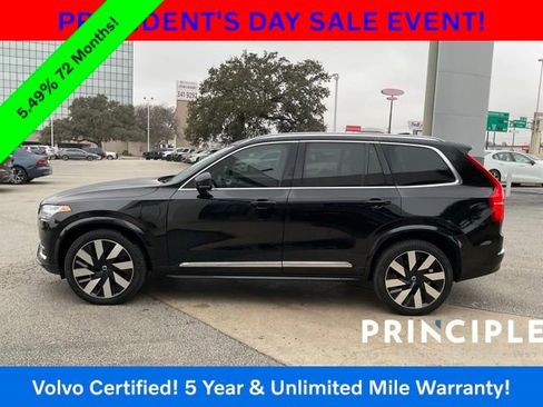 Certified 2023 Volvo XC90 T8 Ultimate w/ Lounge Package image 7