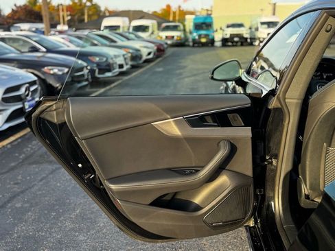 Used 2023 Audi A5 2.0T Prestige image 7