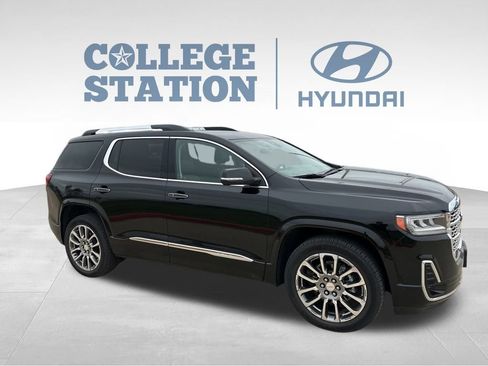 Used 2023 GMC Acadia Denali w/ Denali Ultimate Package image 3