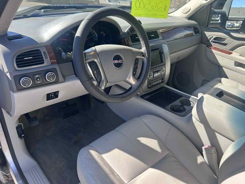 Used 2011 GMC Sierra 2500 SLT w/ SLT Convenience Package image 20