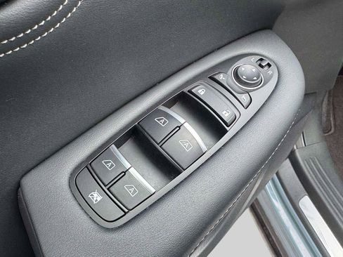 Used 2025 INFINITI QX55 Luxe w/ Cargo Package image 17