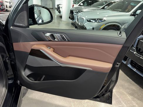 New 2026 BMW X5 sDrive40i w/ M Sport Package RWD image 8