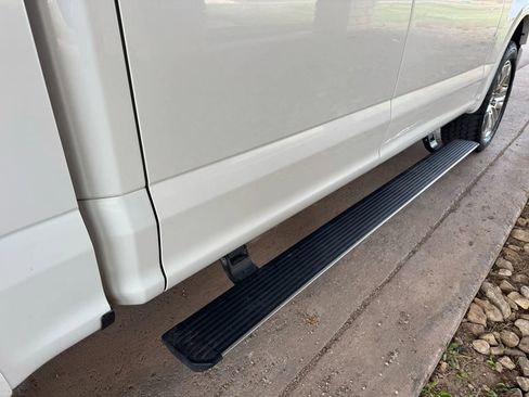 Used 2020 Ford F150 Platinum w/ Equipment Group 701A Luxury image 19