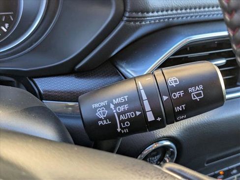 Used 2023 MAZDA CX-5 Carbon Edition image 23