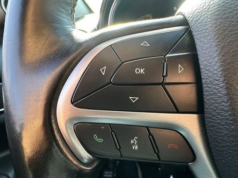 Used 2021 Jeep Grand Cherokee Overland image 29