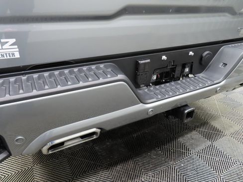 Used 2025 GMC Sierra 1500 Denali Ultimate image 49