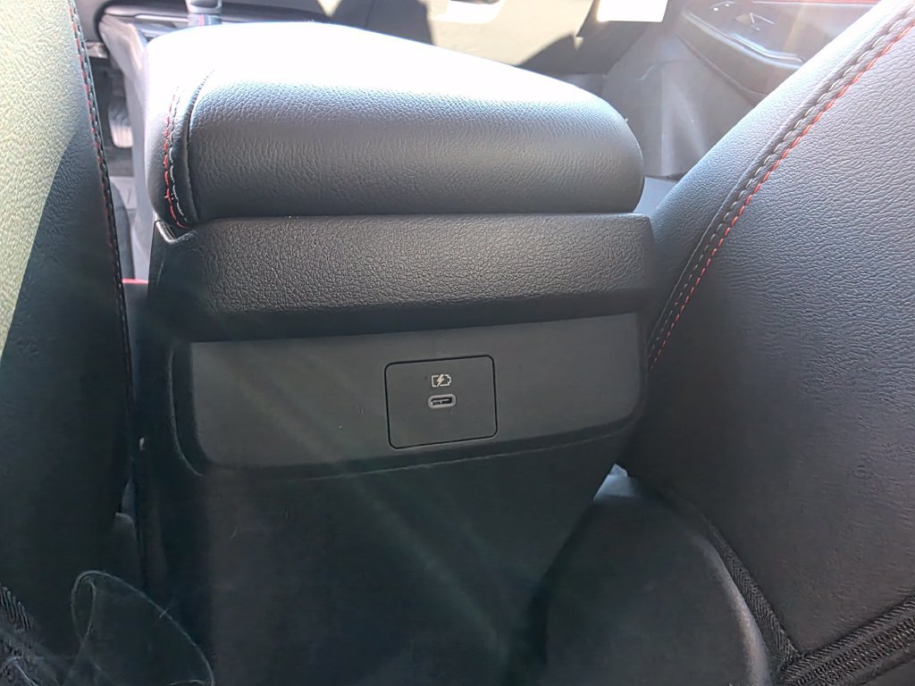 Used 2026 Nissan Sentra SR w/ SR Premium Package FWD image 37