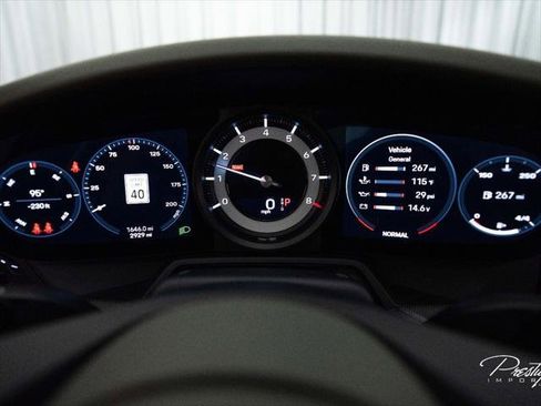 Used 2020 Porsche 911 Carrera S RWD image 31