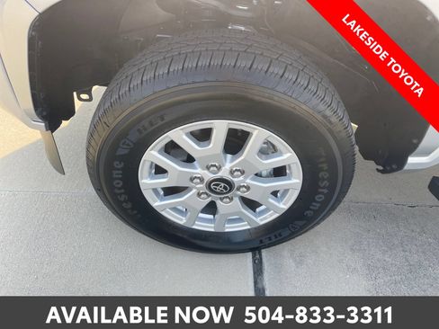 Certified 2026 Toyota Tacoma SR5 AWD/4WD image 15