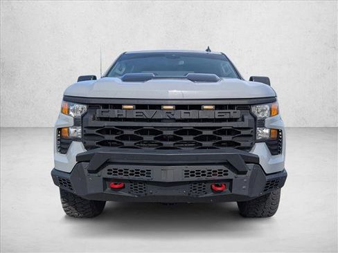 Used 2024 Chevrolet Silverado 1500 Custom Trail Boss AWD/4WD image 2